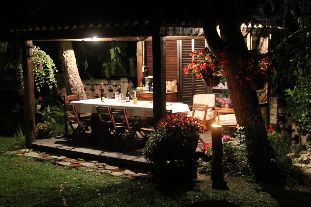 Casa Giuliana Guest House Calosso Exterior foto